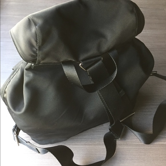 Prada backpack 100% Real - Picture 3 of 8